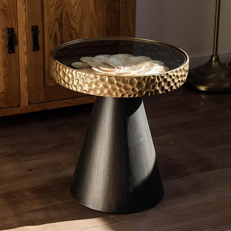 Creative medieval shell edge sofa corner wabi style retro furniture art coffee table household balcony small side