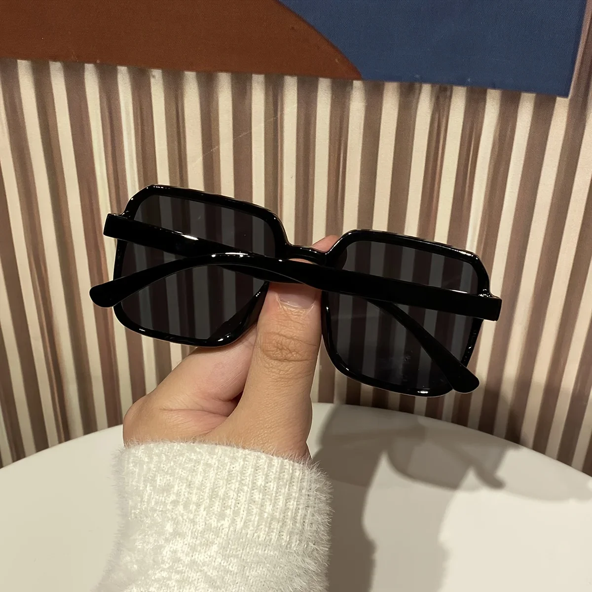 Oversized Plastic Square Glasses Set — product information 5