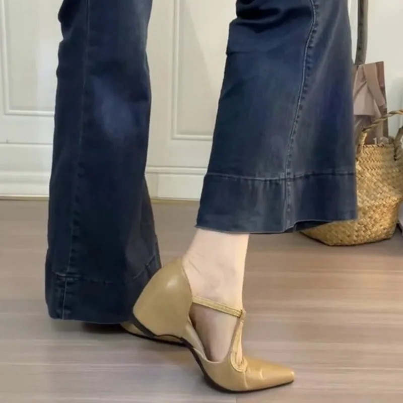 

High-heel Pointed-toe Hollow Shallow-mouth Women's Shoes, 2026 Spring French Retro Open-toe Sandals