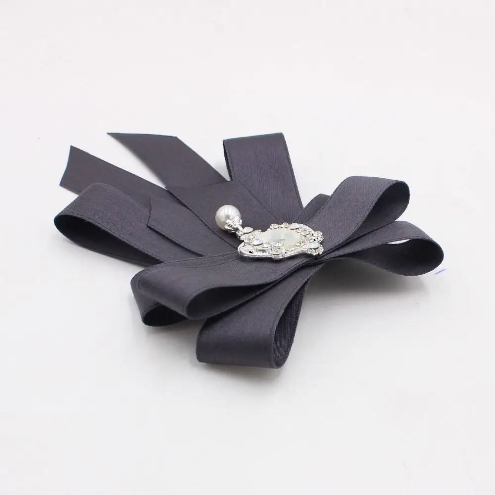 Retro Ribbon Ribbon Bowtie Crystal Rhinestone Ribbon Bow Brooch Fabric Cloth Art Handmade Bow Tie For Men and Women