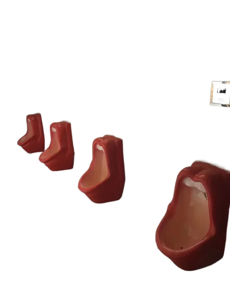 

Creative Alternative Personalized Red Lip Red Lip Mouth Shaped Urinal Urinal Cup Urinal Cloth Cover Toilet