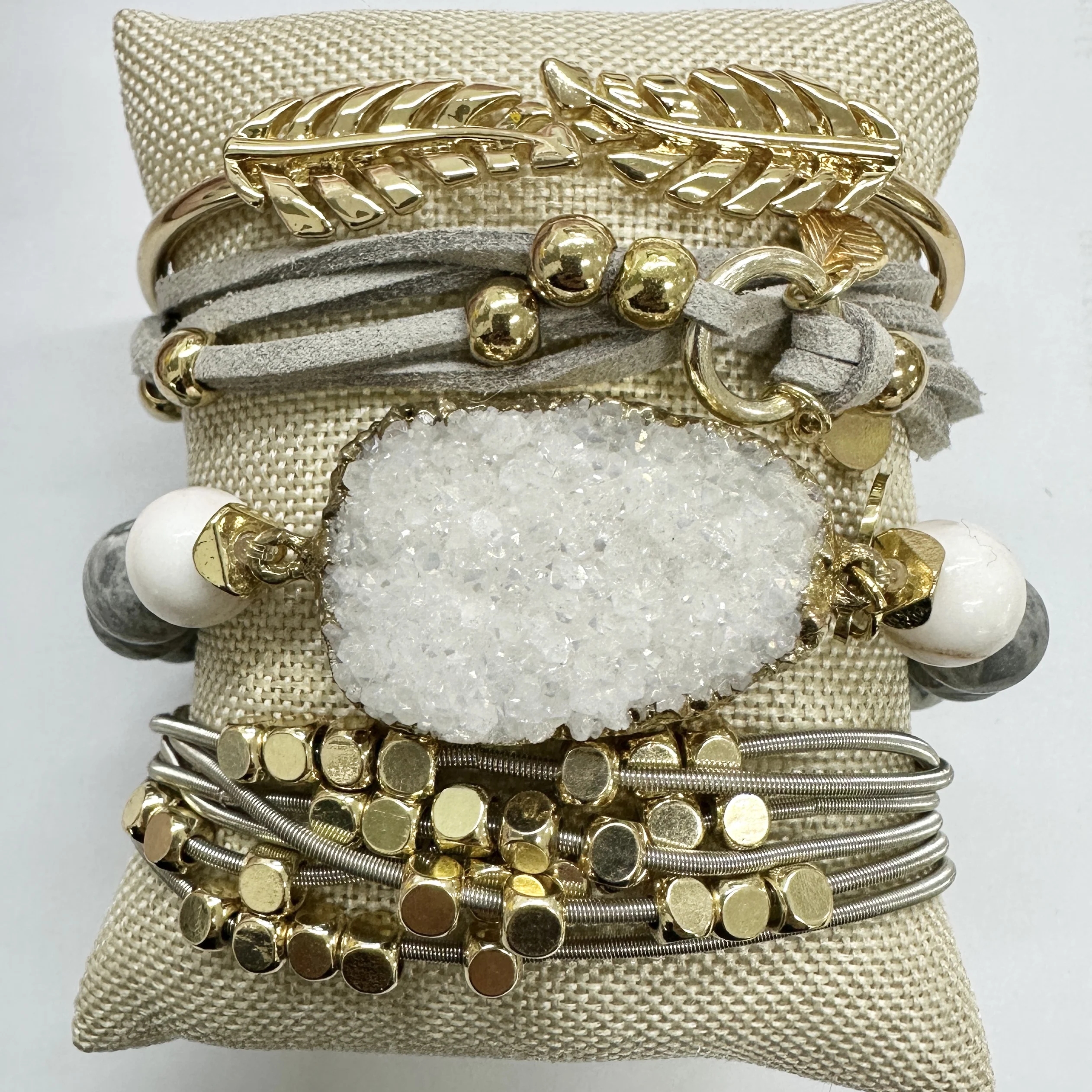 2025 new arrival jewelwry  women bracelets natural stone gold beads stack BCSET304