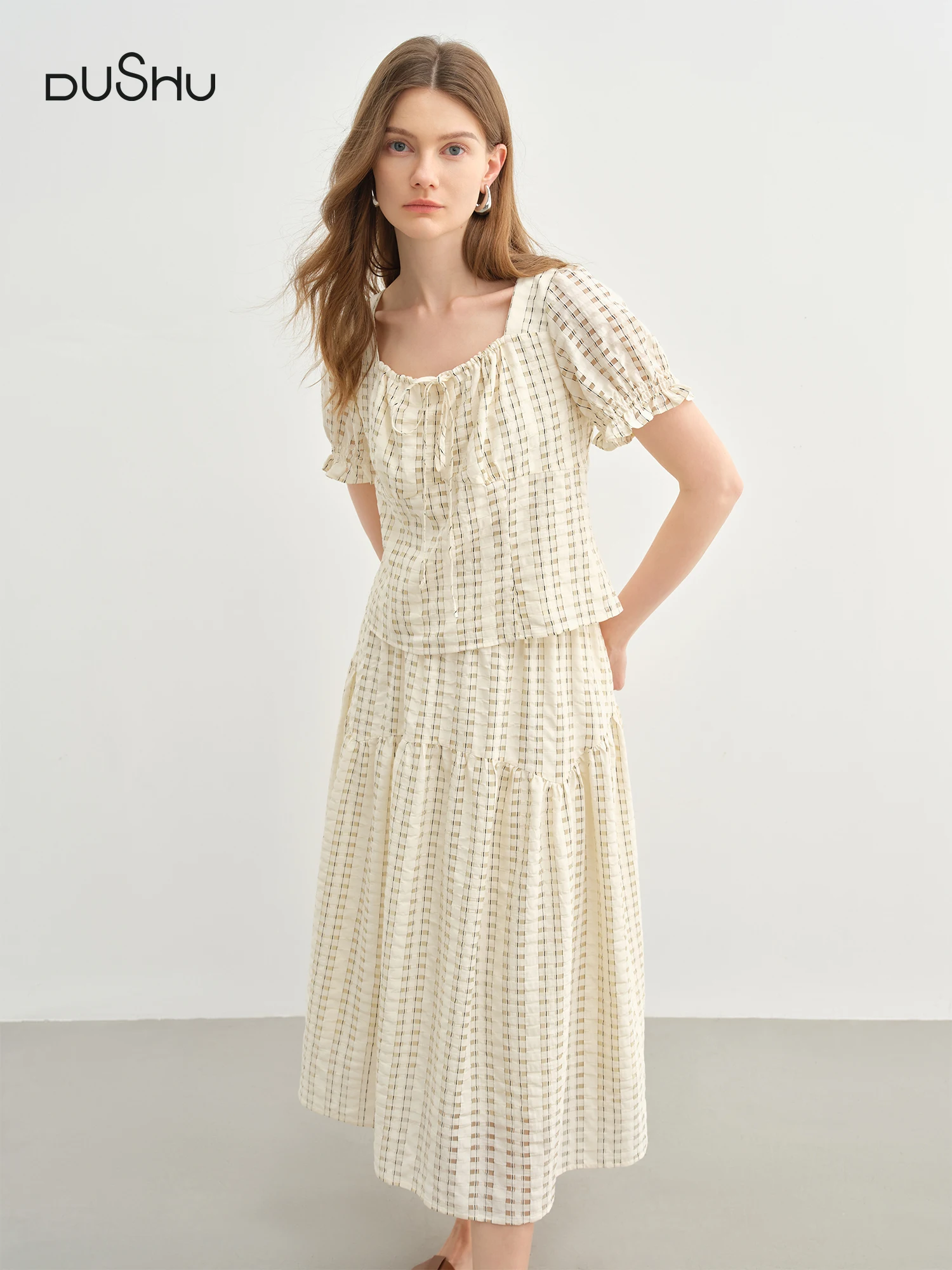 

DUSHU Bubble Texture French Fashion Suit Women 2025 Summer New Top Skirt Two-piece Suit 25DS82411+25DS82412