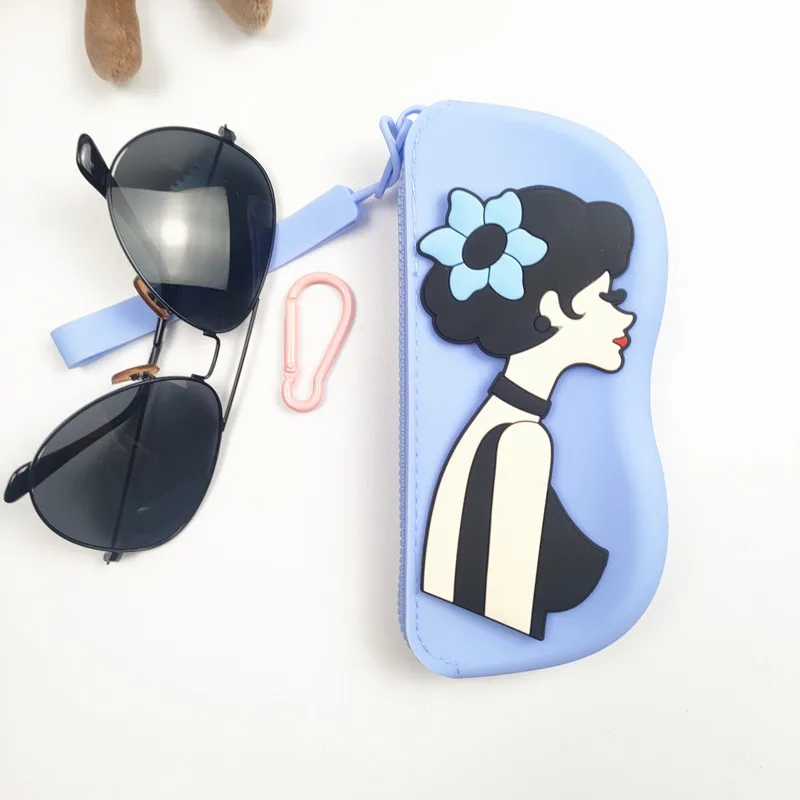 Portable Waterproof Drop-Resistant Silicone Glasses Case Easy to Store Equipped with Hanging Handle Suitable for Travel