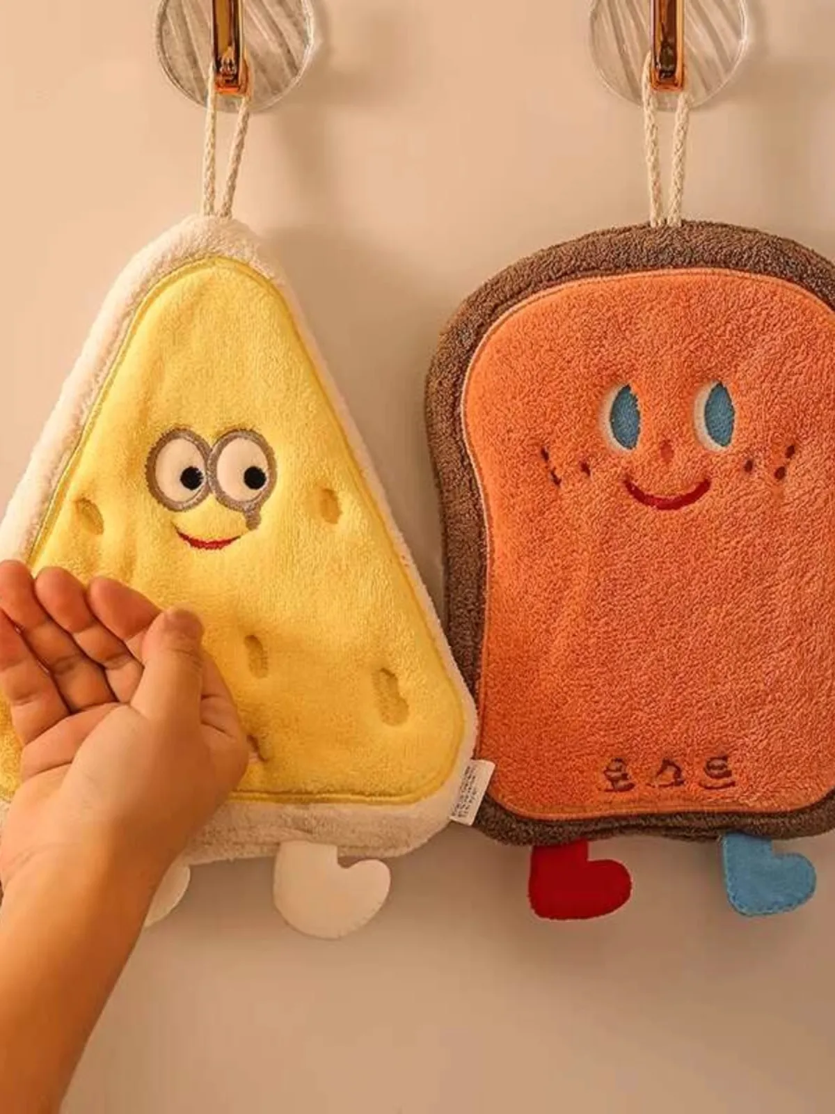 Thickened Absorbent Hand Towel Cartoon Bathroom Hanging Handkerchief Kitchen Cloth Toilet Paper Holder Home Cleaning Tools