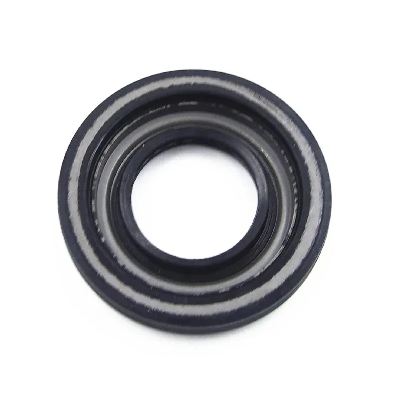 Genuine Four Wheel Drive Front Axle Isokinetic Driving Shaft Half Oil Seal for Great Wall Wingle 3 5 6 7 for Haval H3 H5