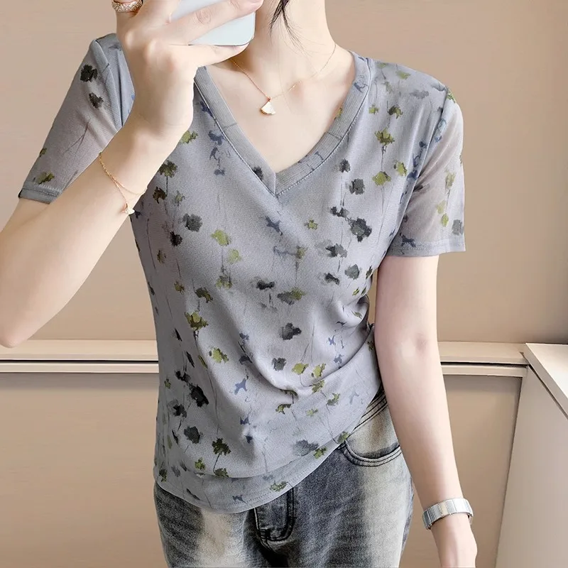 

Summer Fashion Mesh Plant Printed T-shirt For Women's Short Sleeved V-neck Tees Designer High Stretch Streetwear Slim Top Female