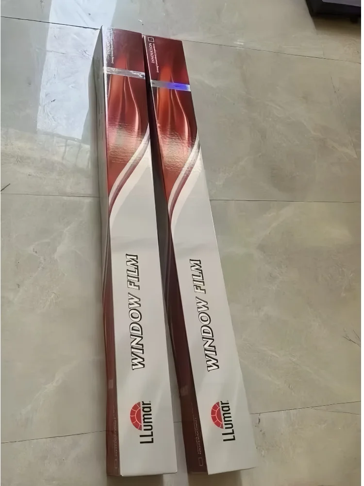 

Building Glass Film VLT75% LLumar Nano Ceramic High Heat Insulation PET IRR99% 99% UV Blocking for Auto Windows Architectural