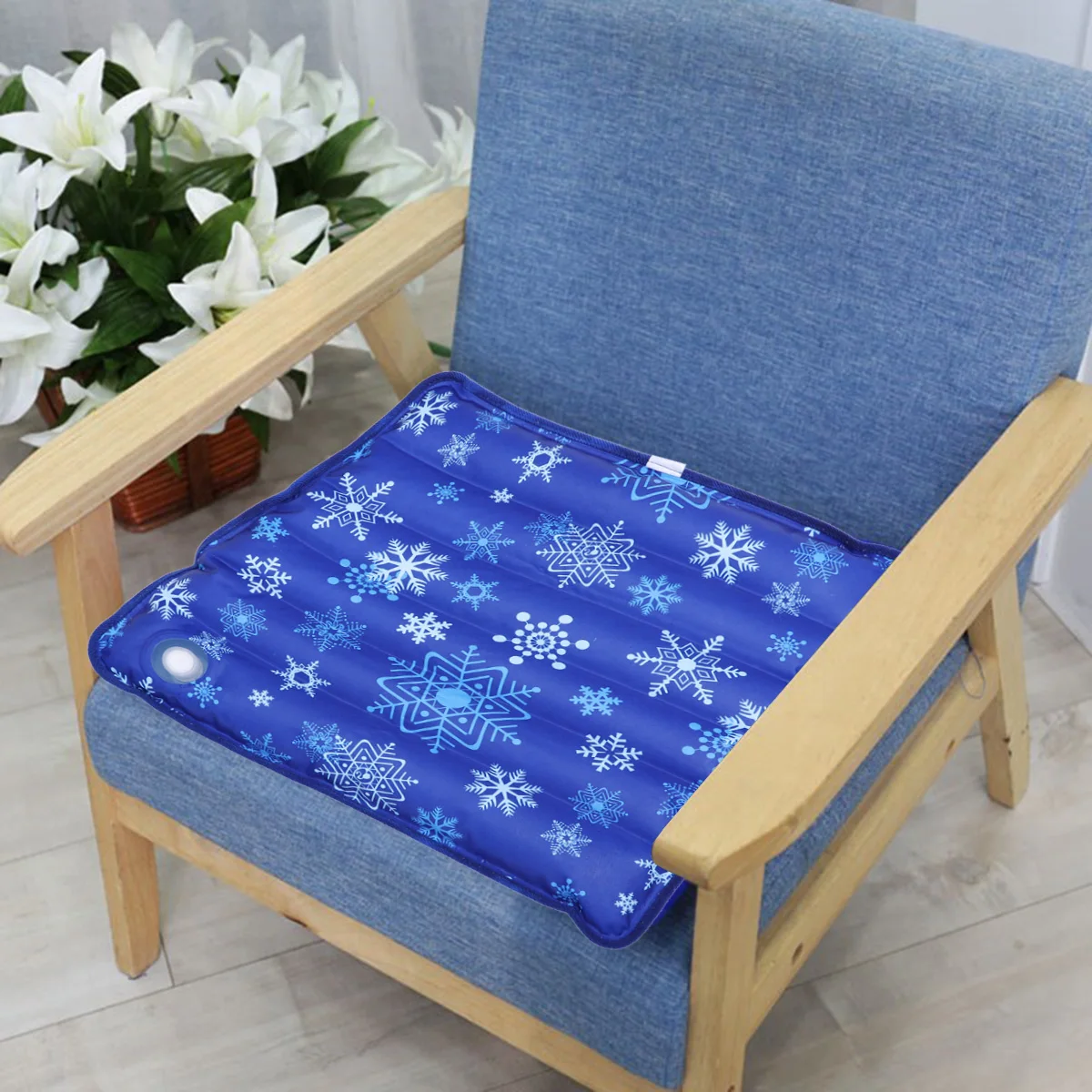 

1pc 45X45Cm Cool Mat Summer Ice Snowflake Pattern For Outdoor Indoor Use Car Seat Cushion Cool Car Summer Mat