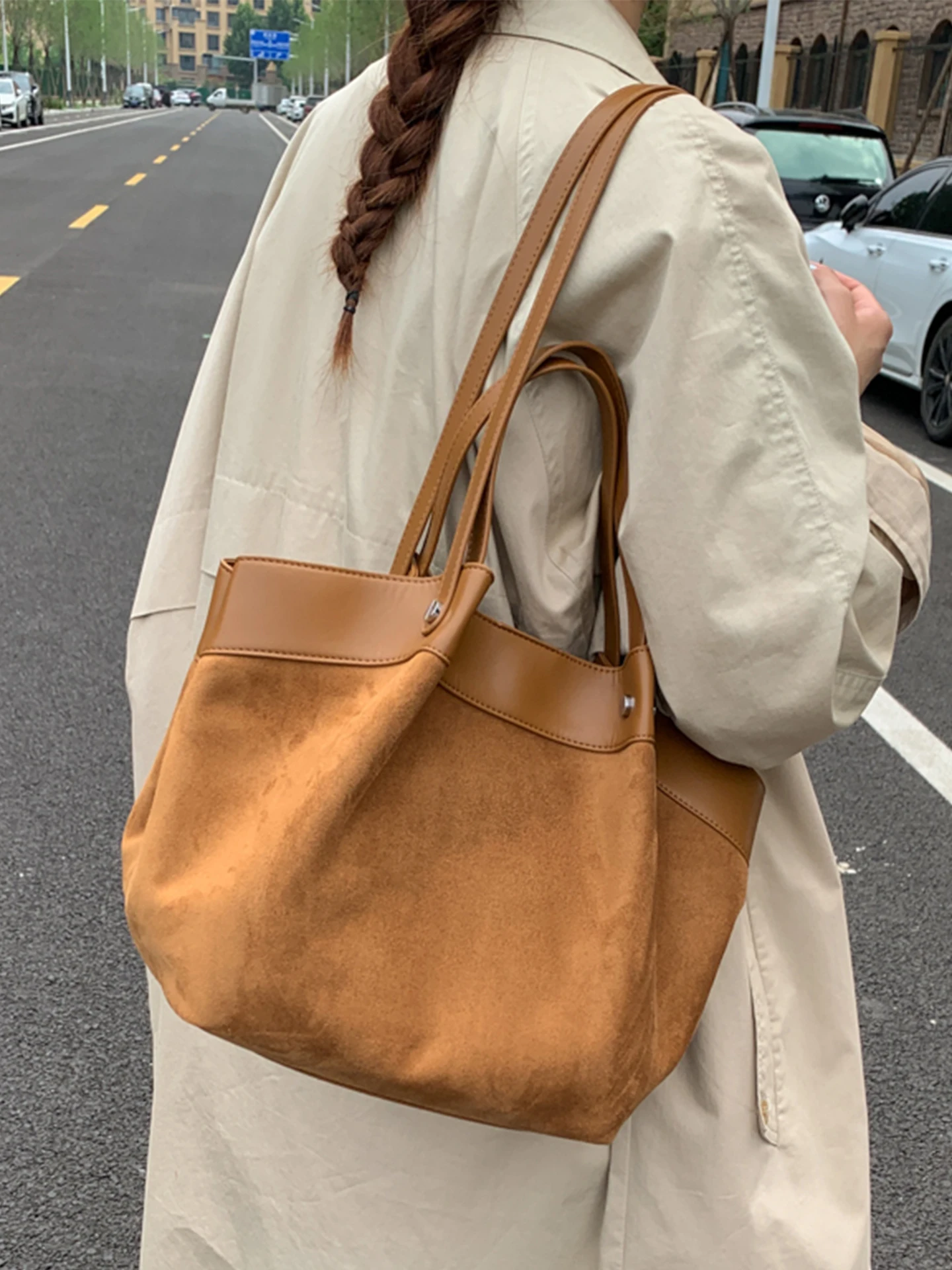 متجمد فو الجلد المدبوغ سعة كبيرة حمل حقيبة مطوي عادية الربط حقيبة كتف للمرأة شتاء جديد ركاب البني المحفظة