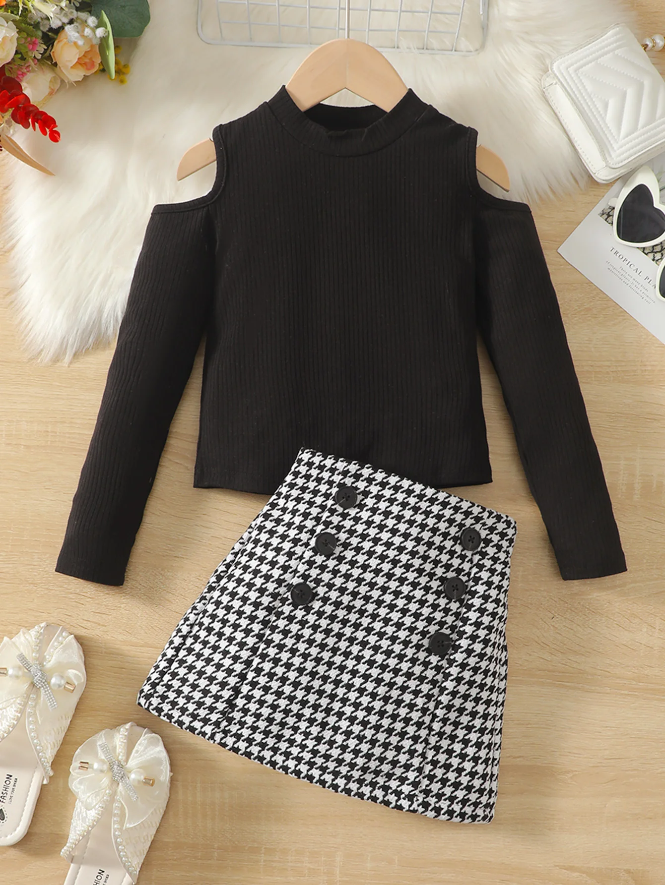 2 Pcs Girl Clothes - Fashionable Bird Check Short Skirt+Black Shoulder Cut Long Sleeve Set Suitable For Spring And Autumn