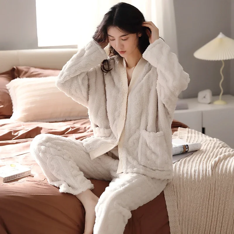 MiiOW Winter Women\'s Pajamas Set Sexy White Cardigan Warm Flannel Loungewear Thicken Long-sleeves Sleepwear Coral Fleece Pyjamas