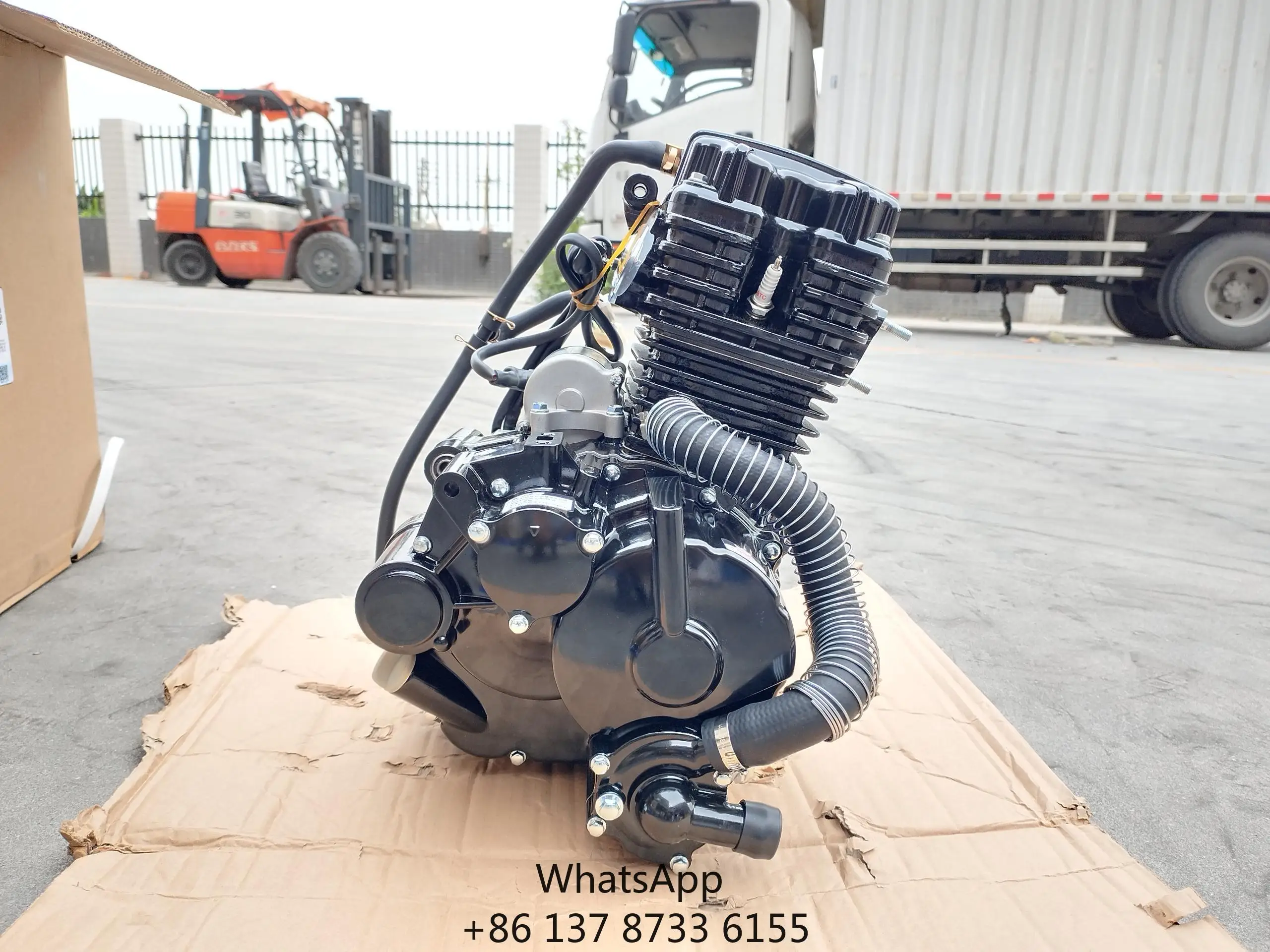 New Factory Direct CG300 High Torque 300cc Motorcycle Engine Single Cylinder For Heavy-Duty Motorcycle Applications