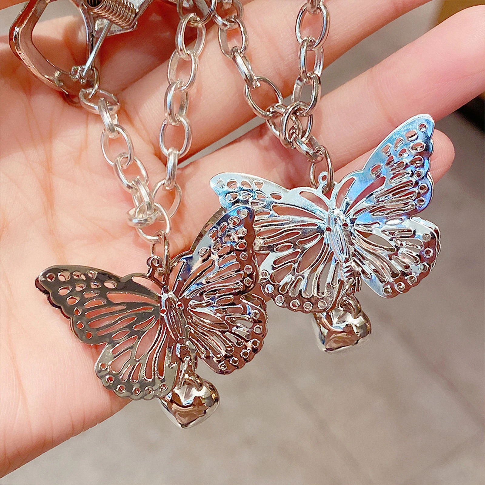 

Hair Clip Butterfly Chain Bridal Accessories for Women Girl Heart Grabbing Supply Bride