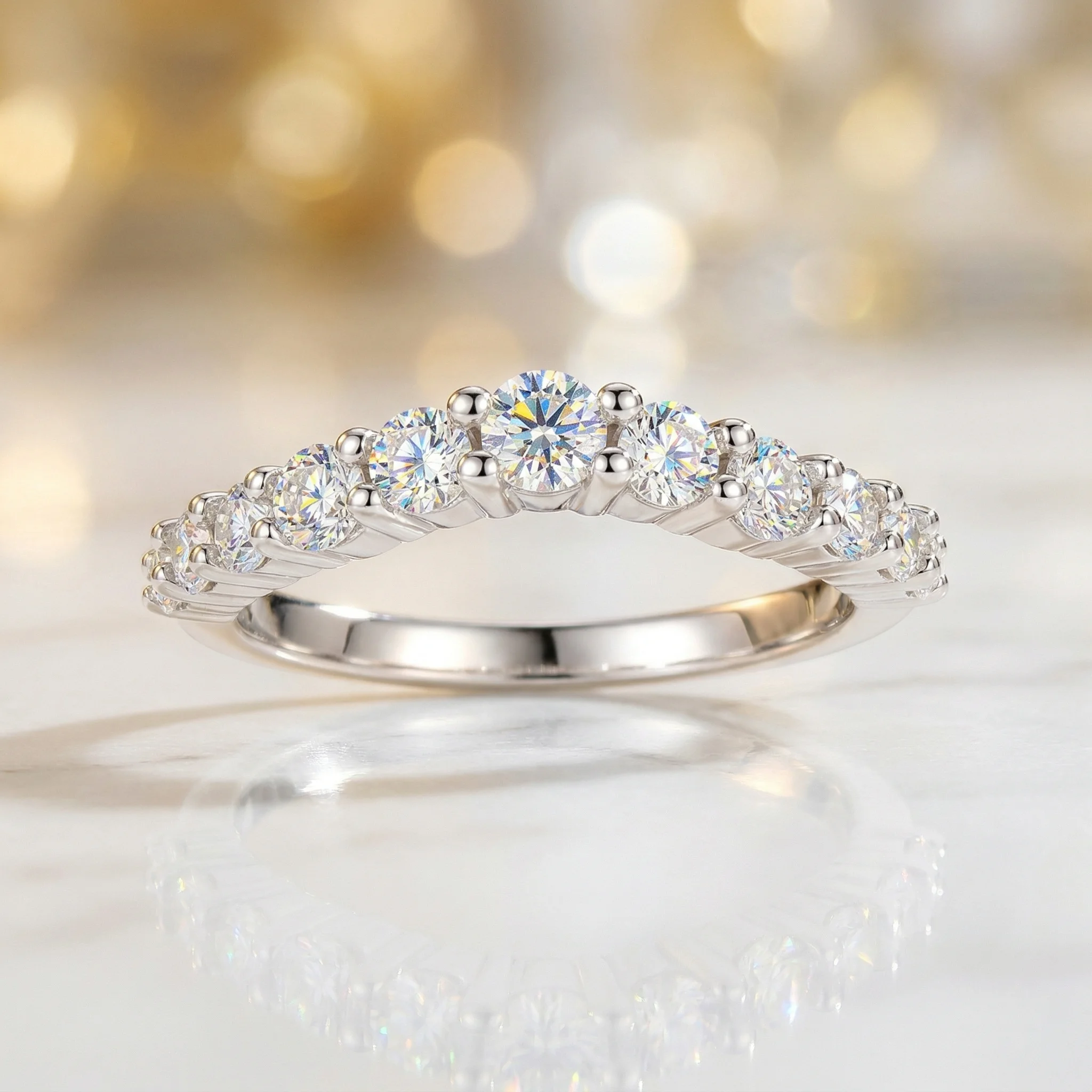 

Minimalist Delicate S925 Silver D Color VVS1 Moissanite Single Row Shared Prong Band High-End Daily Stackable Ring For Women