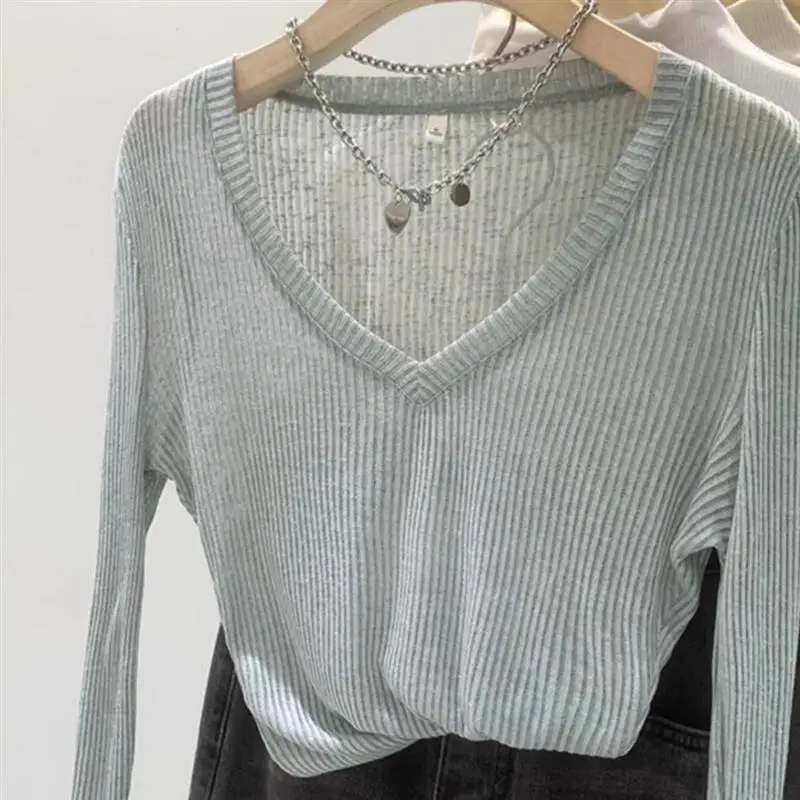 Summer Thin Long Sleeve V-Neck Knitted Top Women\'s Spring Autumn New Design Layering Shirt Lightweight Breathable T-Shirt