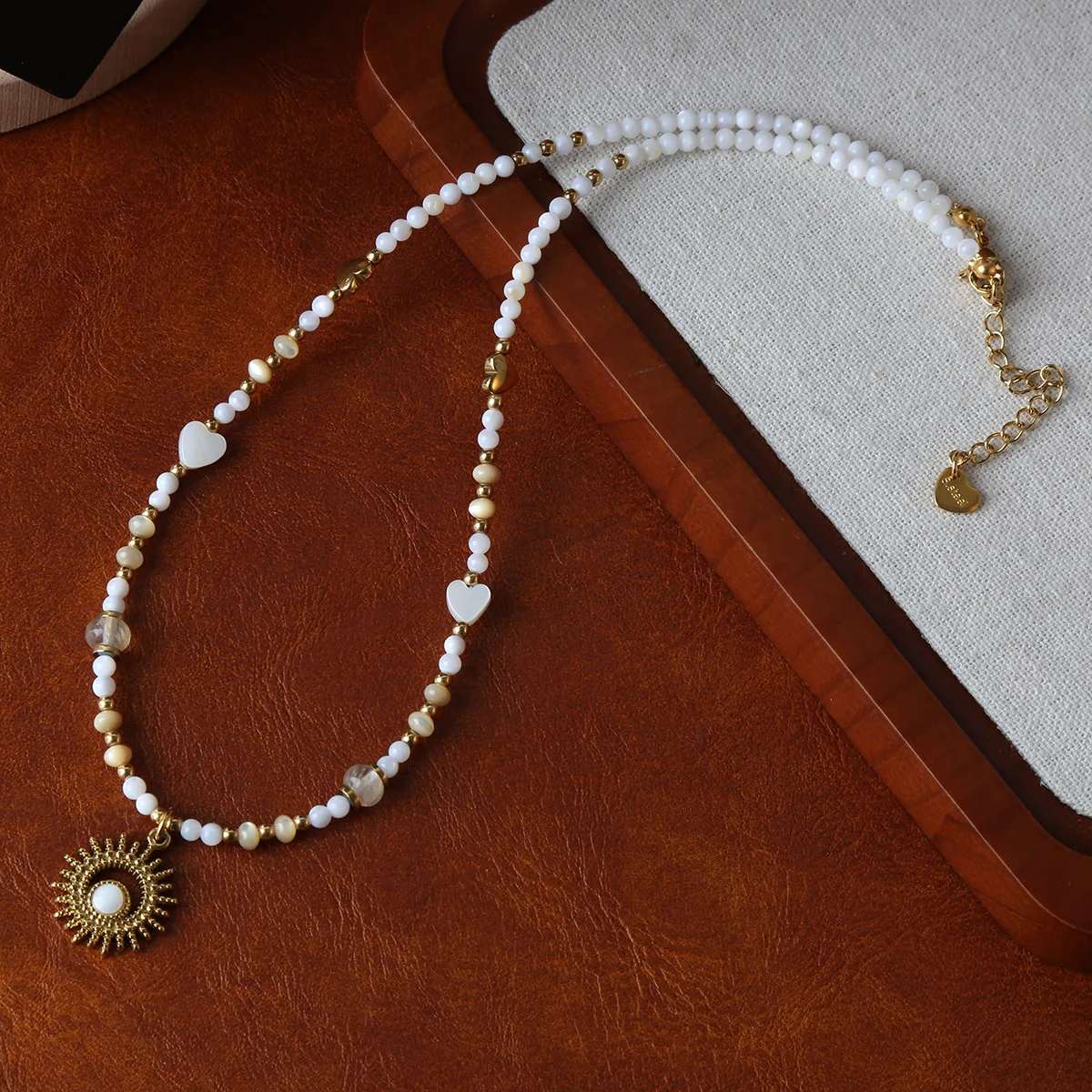 Summer natural white Shell Beads necklace titanium steel accessory Pearl Oyster Sun Pendant suitable for go to Beach