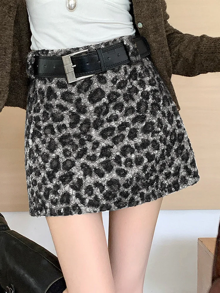 تنورة كلاسيكية على شكل الفهد Y2K للسيدات لخريف وشتاء من الصوف الصناعي بخصر عالٍ تنانير صغيرة ضيقة ملابس هيب هوب الأمريكية تنورة كلاسيكية للسيدات