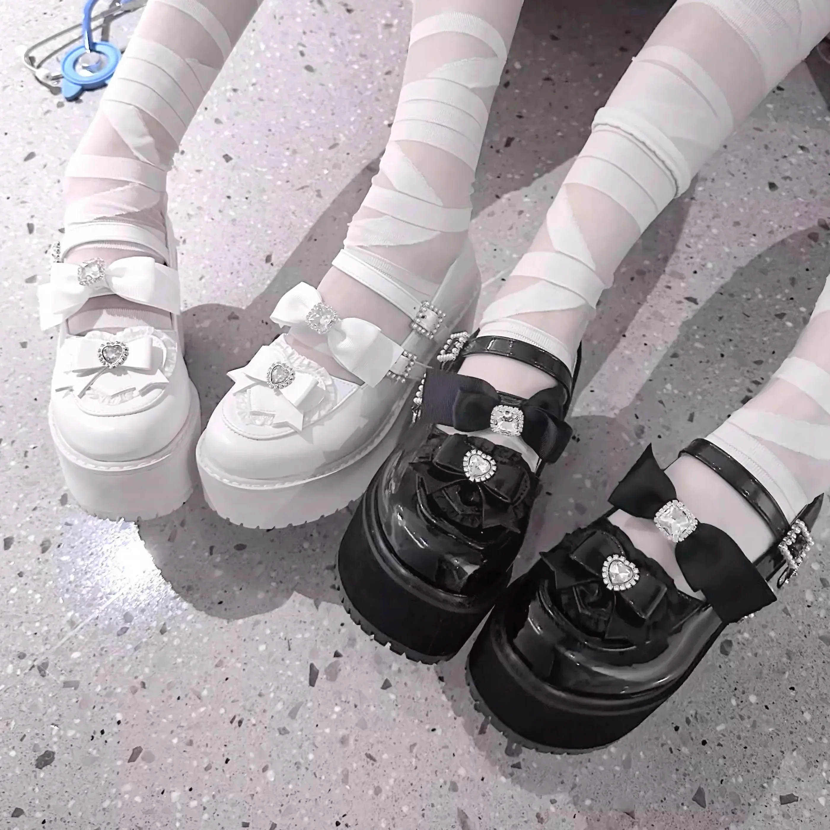 Japanese Mine-Style Platform Shoes Asian Culture Black White Loafers for Female Students Rhinestone Bow JK Uniform Shoes Pumps