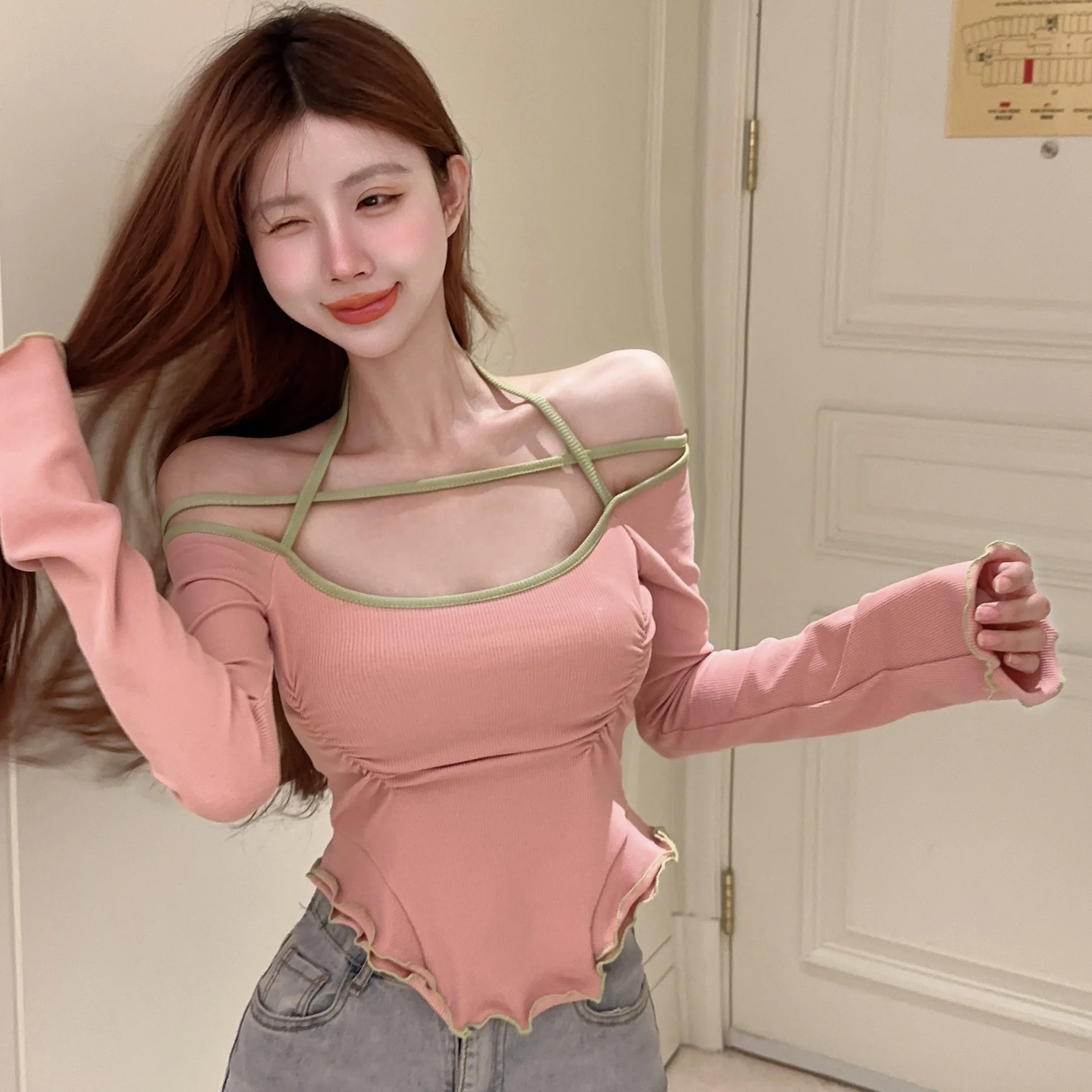 Dopasowany T-shirt z długim rękawem, asymetryczny krój na jedno ramię, casualowy, jednolity kolor, dla kobiet, na sezon jesieni.