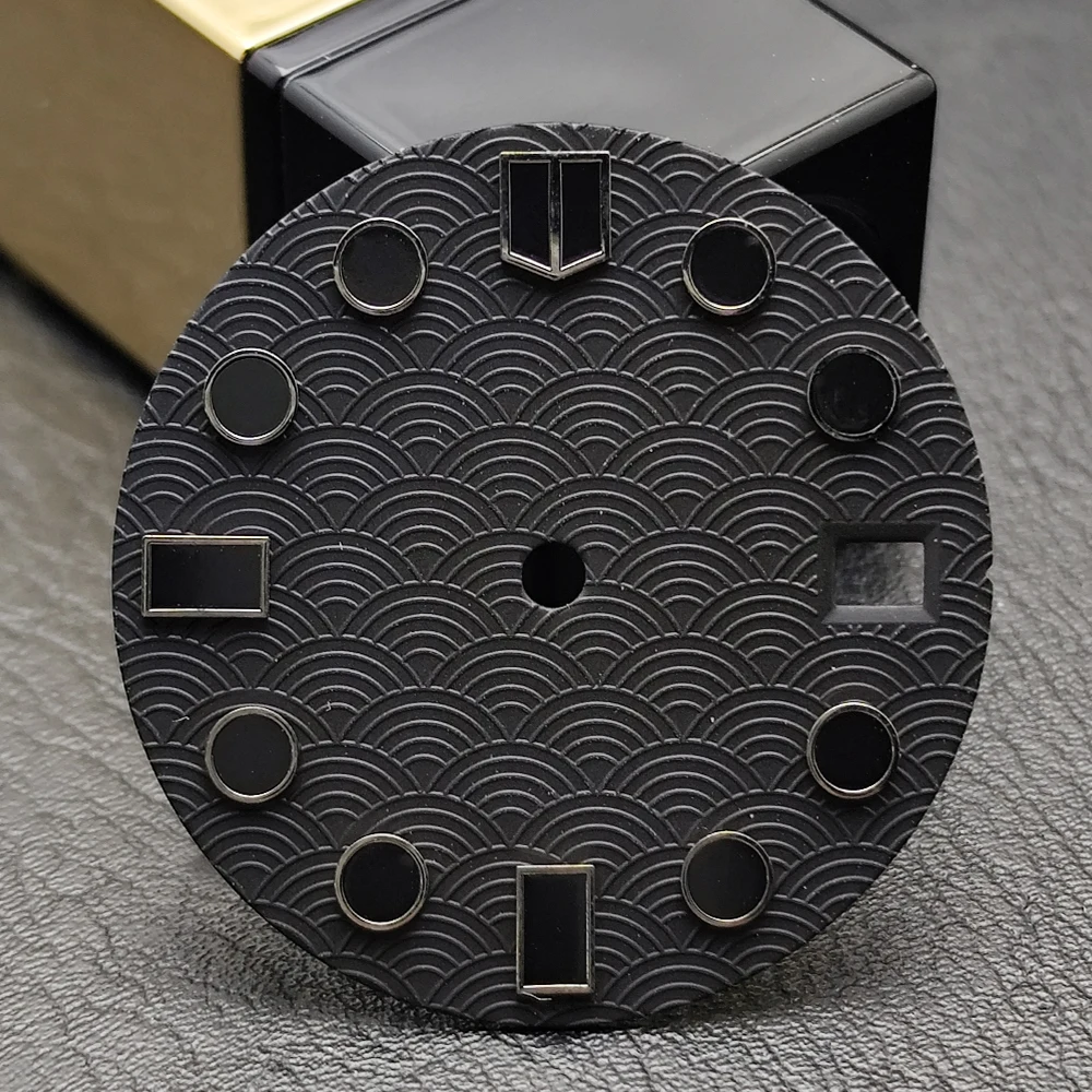 28.5mm Fish Scale Watch Dial Super Green Luminous Fit NH35 Automatic Movement Single Calendar Custom Watch Replacement Dial Acce