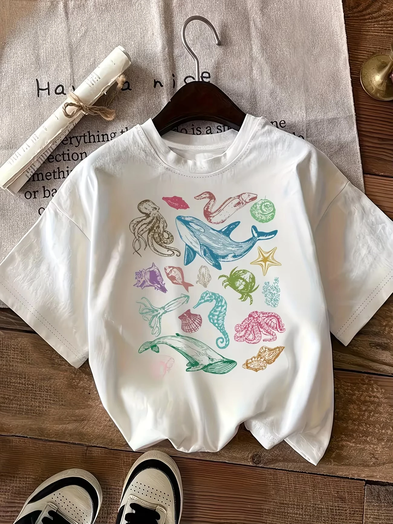Unisex Vintage Marine Animal Graphic T‑Shirt Ocean Creatures Whale Octopus Print Short Sleeve Casual Summer Tee For Men Women