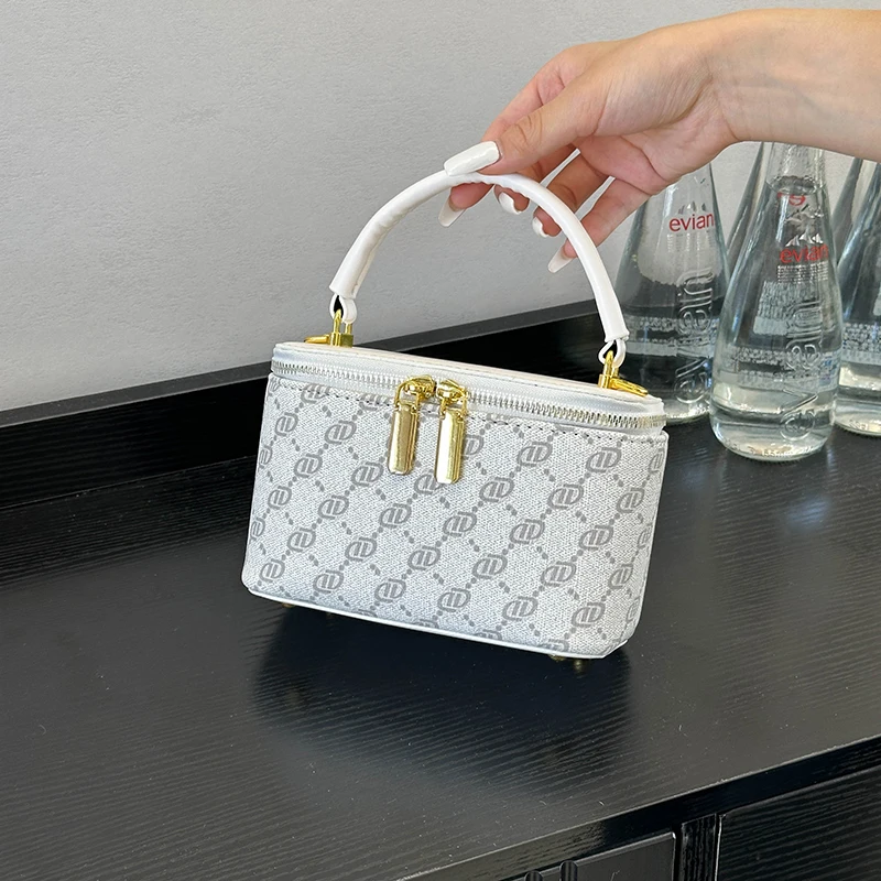 

Luxury Brand Crossbody Bag Women's Leather Messenger Handbag Adjustable Strap Classic Elegant For Ladies