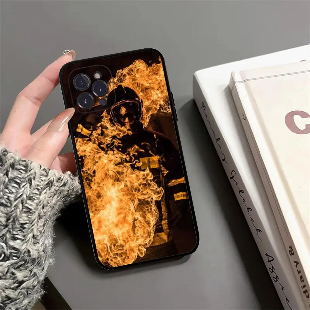 Firefighter Heroes Fireman Phone Case For IPhone 15 14 13 12 Mini 11 Pro XS Max X XR SE 6 7 8 Plus Soft Silicone Cover