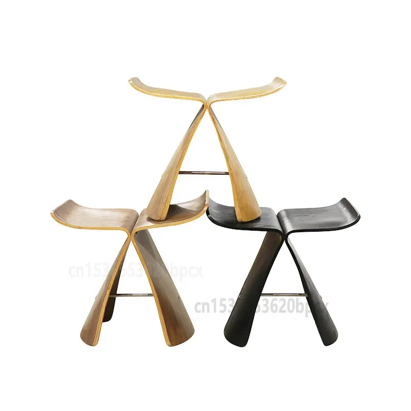 Taburete de mariposa de madera maciza, Banco de zapatos curvo de nogal para asientos elegantes en la sala de estar europea, reposapiés decorativo