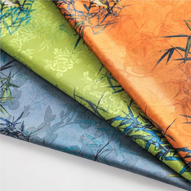 

Новое перфорированное платье Cheongsam с цветочным узором Xizhu имеет окрашенную тканью для стола в китайском стиле в стиле Zen.