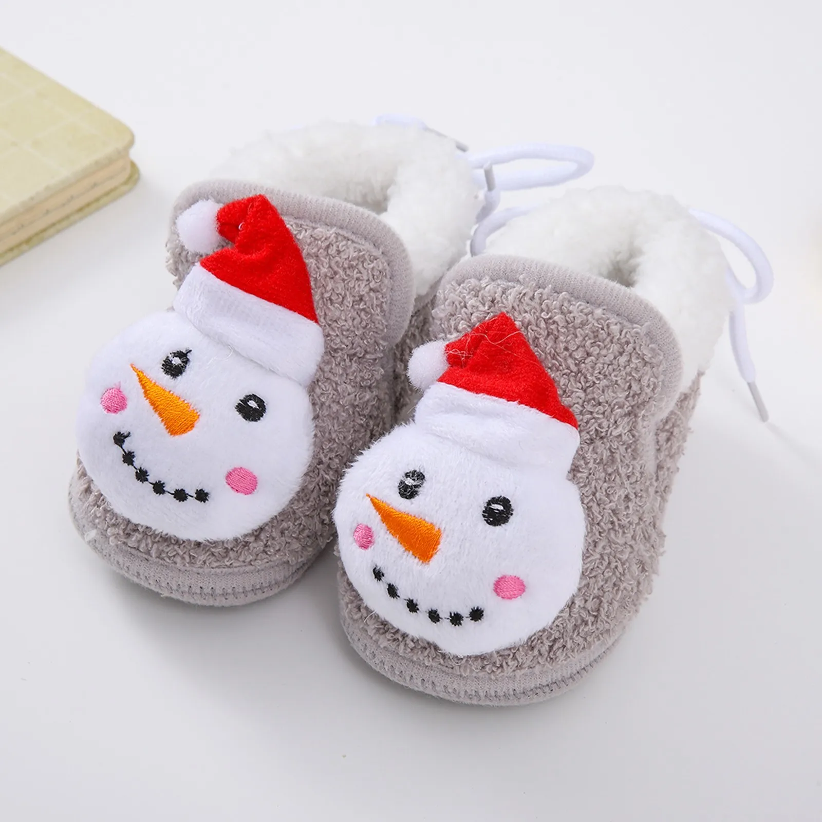 

Newborn Shoes for Girls Baby Shoes Soft Sole Warm Toddler Shoes Fashionable Flat Christmas Print Baby 12 Month Baby Shoes