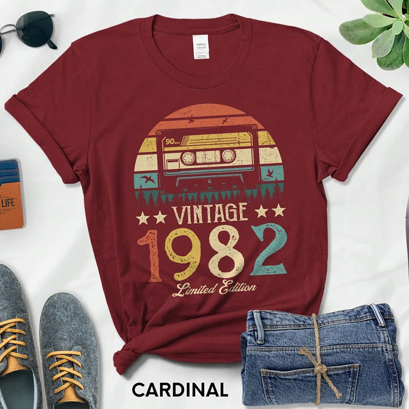 Camiseta de Cassette de edición limitada para mujer, camisa clásica de moda Vintage para cumpleaños de 42 años, Idea de madre y esposa, 1982