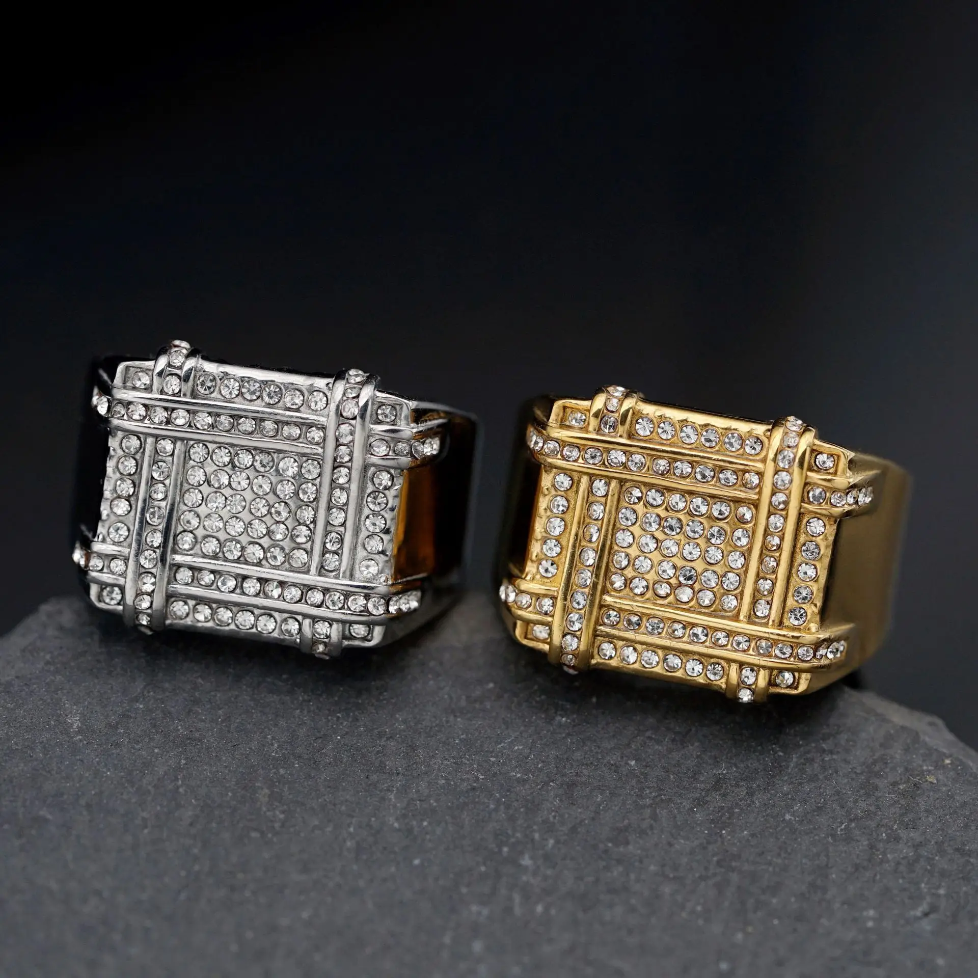 Stainless Steel Hip Hop Luxury Zircon Bling Iced Out gold silver color Ring for Men Women Couple Boyfriends Gift Fashion Jewelry