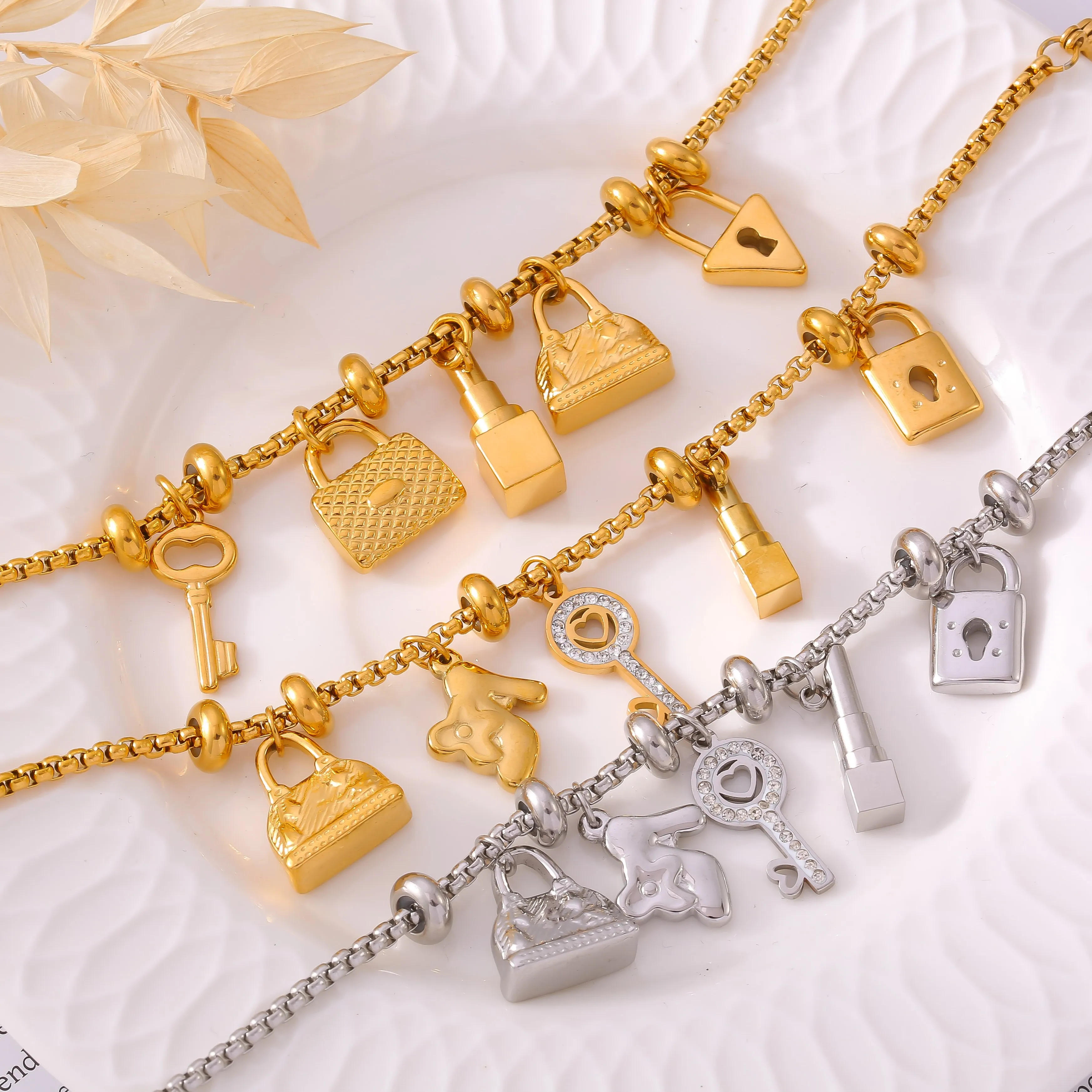 Multi Pendant Stainless Steel Bracelets For Women Gold Plated Waterproof No Tarnish Women\'s Charm Bracelet Luxury Woman Jewelry
