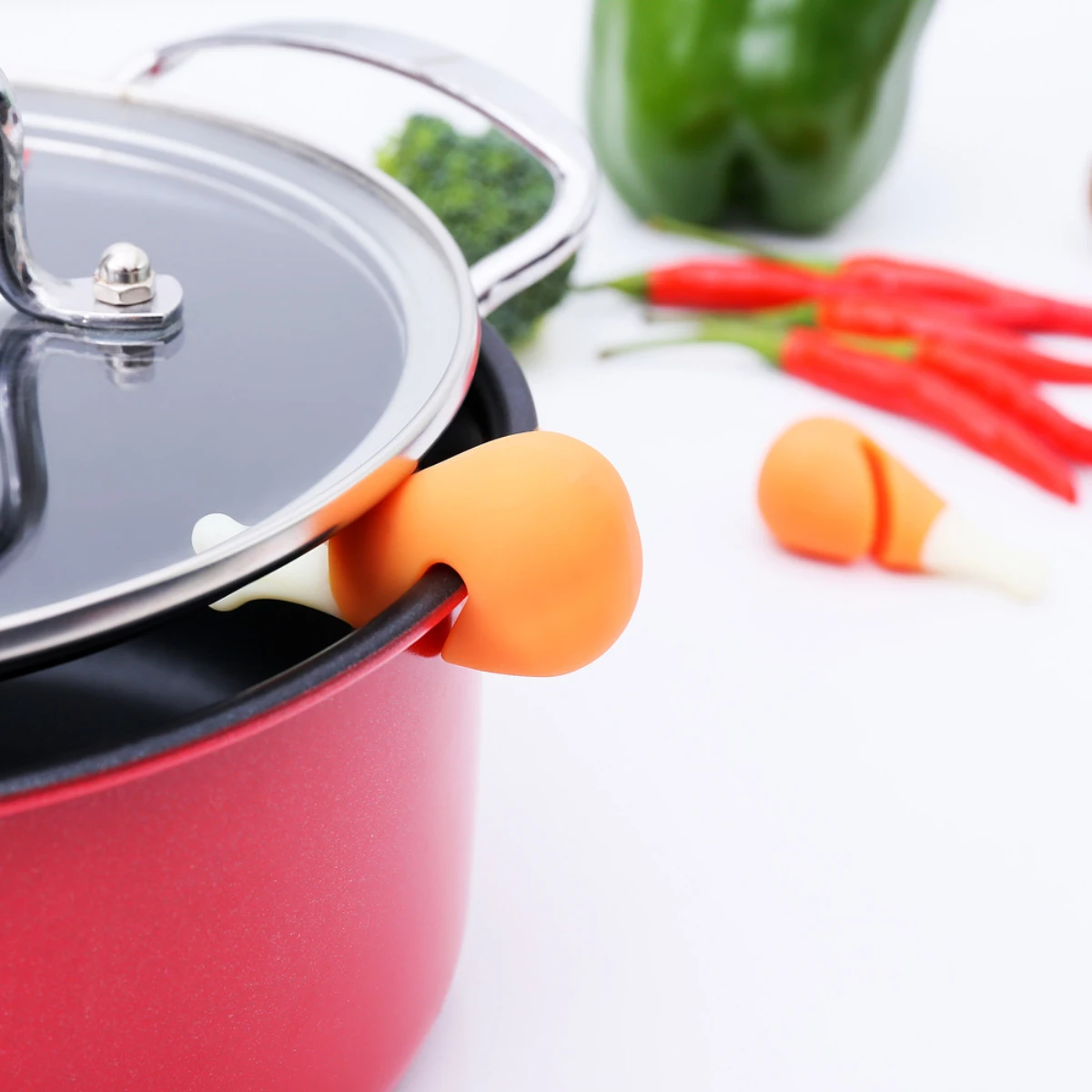 Creative chicken leg shaped pot lid anti overflow device, silicone pot lid lifting anti overflow kitchen tool