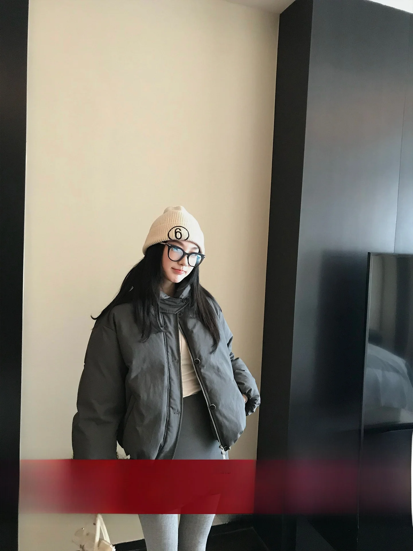 

Женская утепленная зимняя куртка-пуховик свободного кроя с 90% белым пуховым наполнителем, повседневная, теплая, короткая, объемная