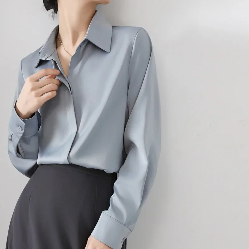 Primavera Verano mancha blusa de mujer 2025 nueva manga larga verde elegante coreano Oficina señora camisas inferiores sueltas Mujer