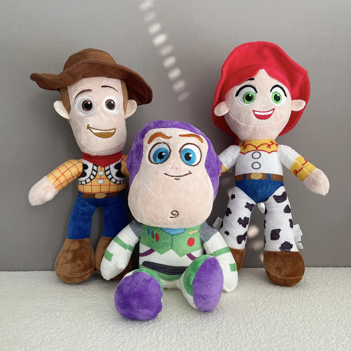 Disney Toy Story Peluches Bambola Farcita Woody Buzz Lightyear Jessie Peluche Giocattolo Decorazione della camera dei bambini Regalo di Natale per bambini