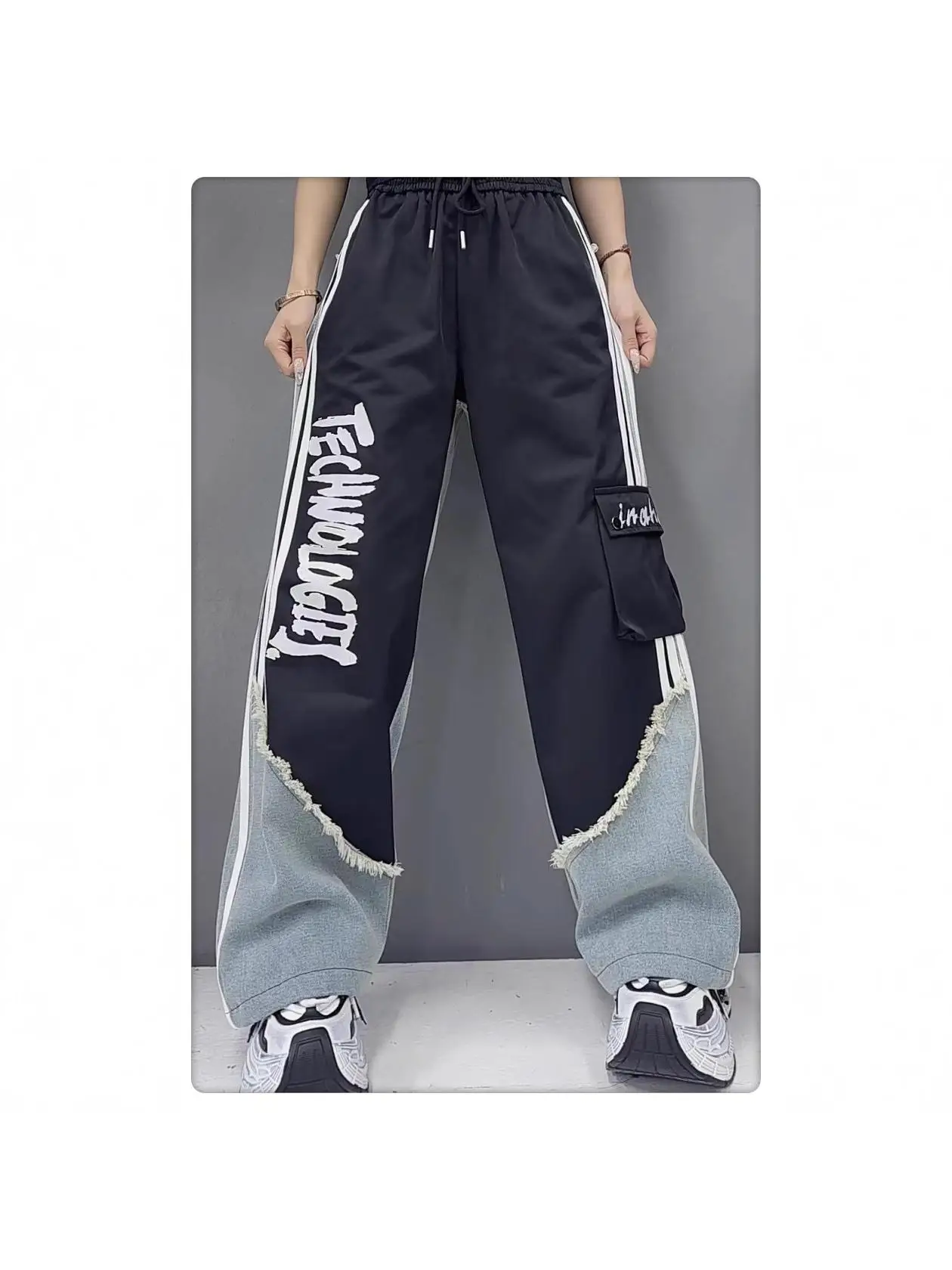 

Trendy Women's Jeans Loose Elastic Waist Large kets Letter Print Color Blo Straight Leg Long Pants Spring 2025 Faion