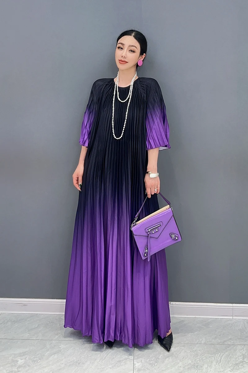 

Summer New Women Elegant Purple Folds Printed Loose Long Dresses Ladies Casual O Neck Lantern Sleeve Dress Wholesale J259