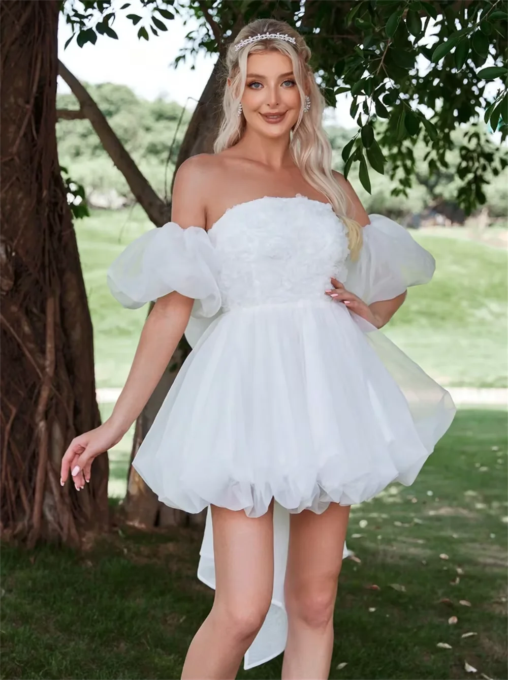 

Customized Sweetheart Short Wedding Party Dress White Tulle Strapless Fluffy Short Sleeve Graduation Dress Vestido de Festa