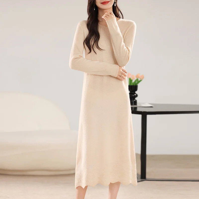 100% merino wool women's knitted dress, casual, fashionable, round neck, hollow flower, 2024 autumn and winter new style