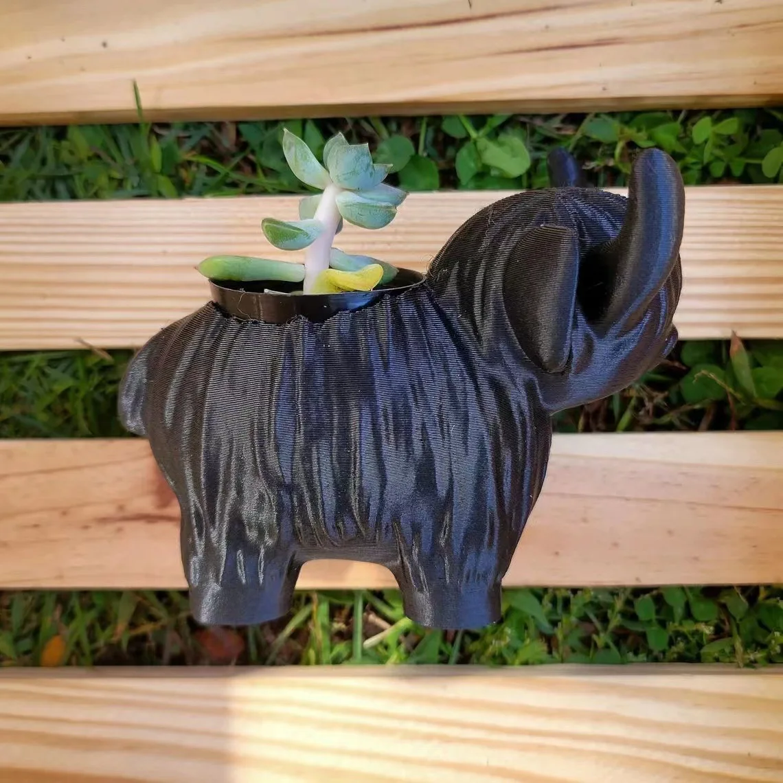 Highland Cow Resin Figurine- Cute Home & Garden Decor, Plant Pot Ornament
