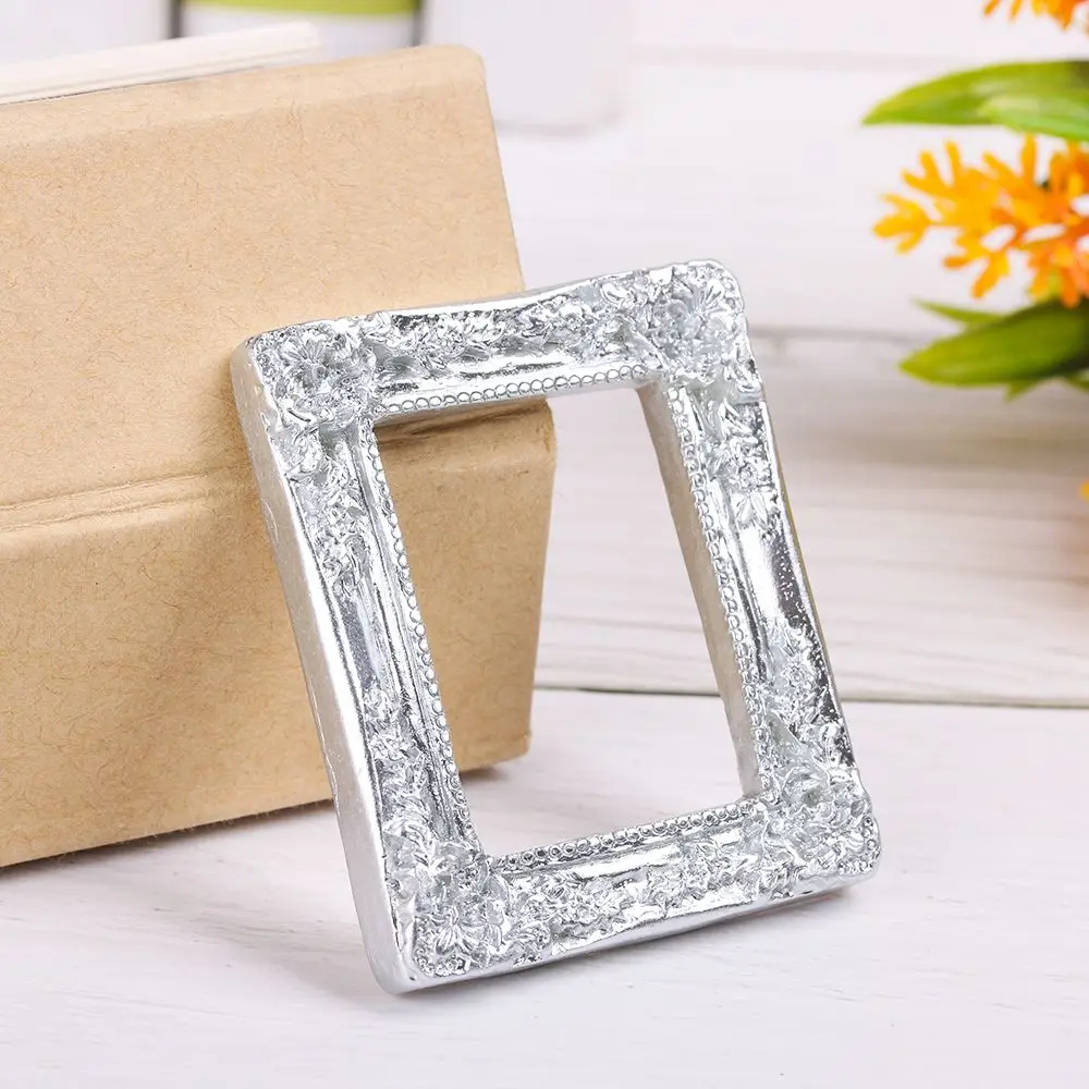 2pcs Mini Crafts 1/12 Doll House Decoration Simulation Furniture Model Resin Photo Frame Dollhouse Miniature Accessories