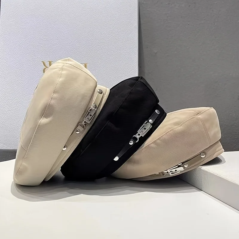 New European and American Style Beret Hat for Women with Metal Buckle Belt, Fashionable and Niche Vintage Versatile Hat
