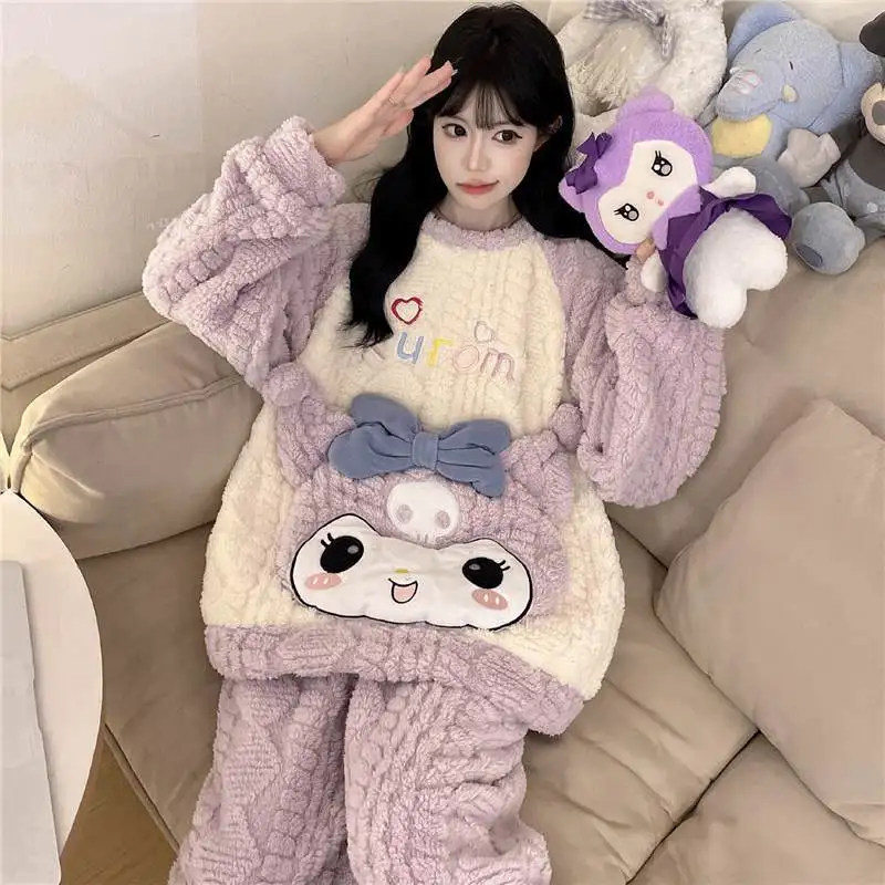 

Мультяшный плюшевый пижамный комплект Kuromi Kawaii для женщин, домашняя одежда из кораллового флиса Sanrio Anime Cinnamoroll, утепленная ночная рубашка для девочек, топ и брюки