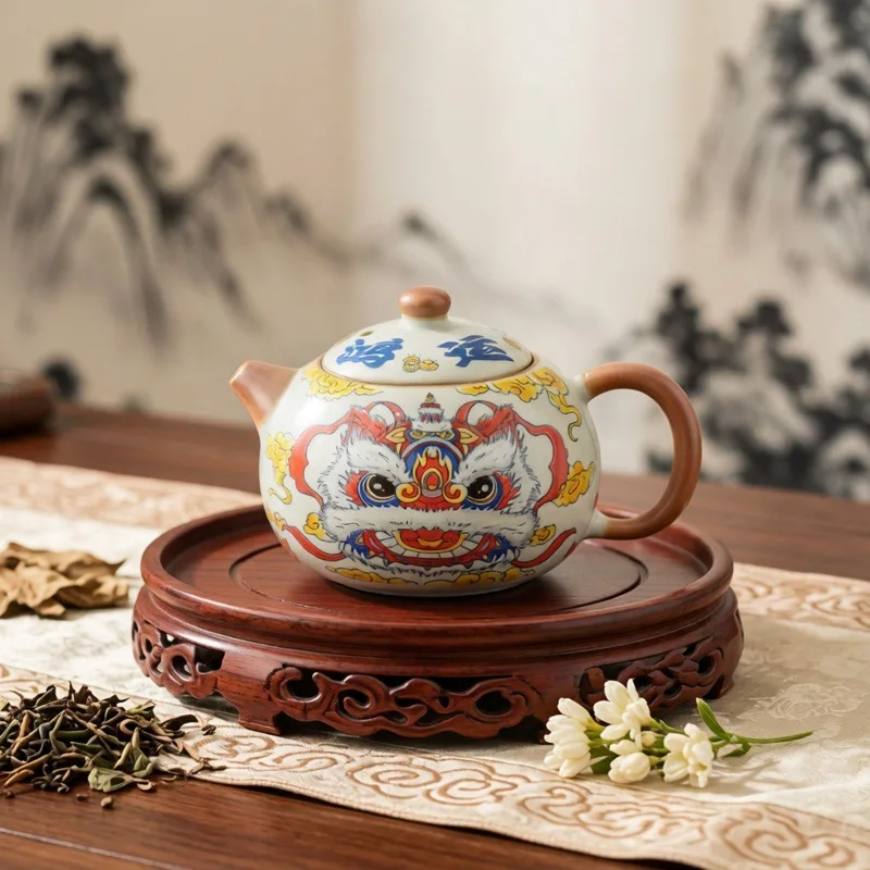 Vintage Ceramic Lion Decor Teapot, Cracked Glaze Can Be Cultivated, Practical Tea Brewer for Home Kung Fu Tea Daily Use