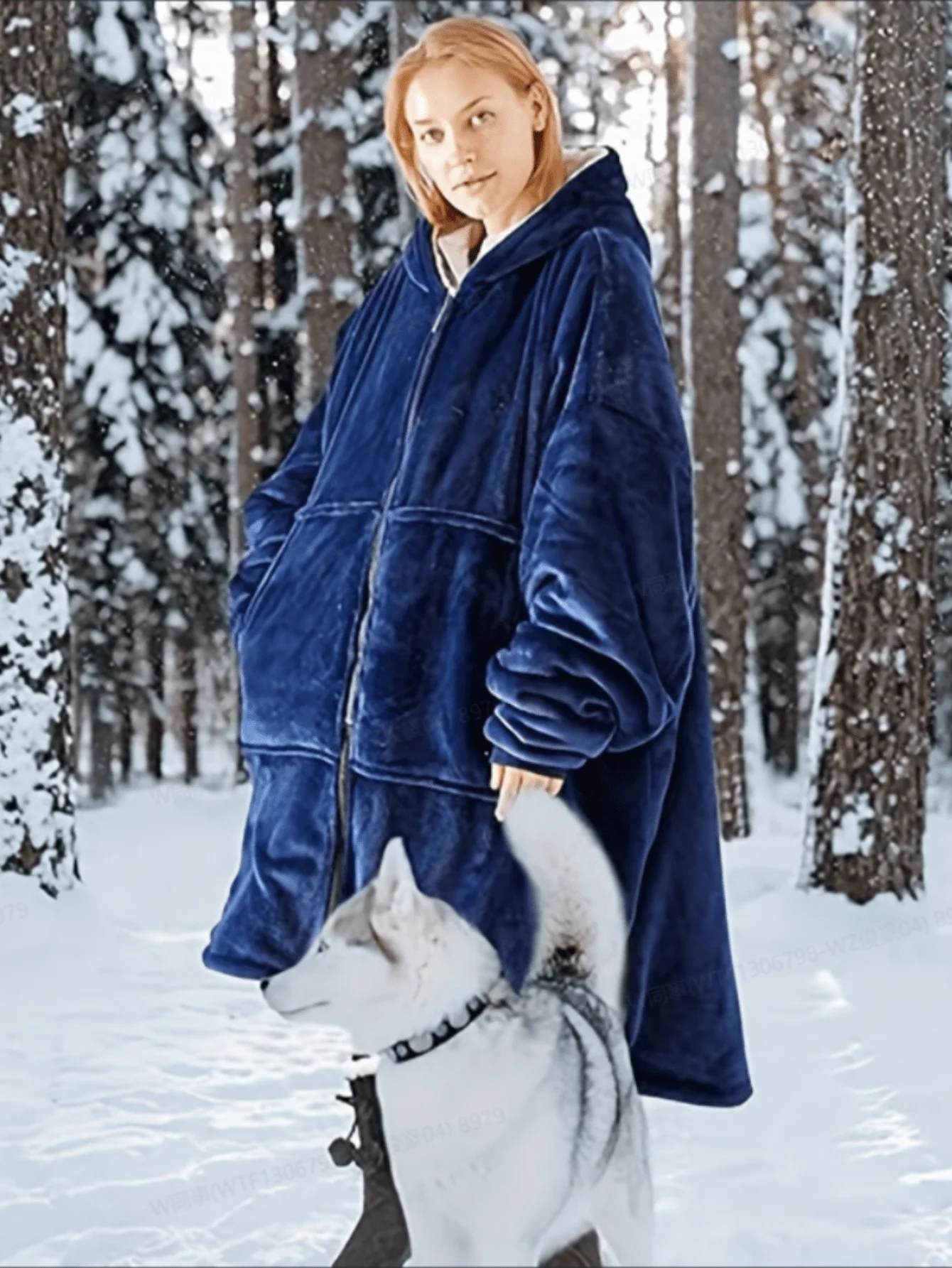 

Cozy Plus-Size Wearable Blanket Toasty Trend Dual-Sided Fleece Thick Coral Velvet Hoodie with Pockets & Sleeves Machine Washable