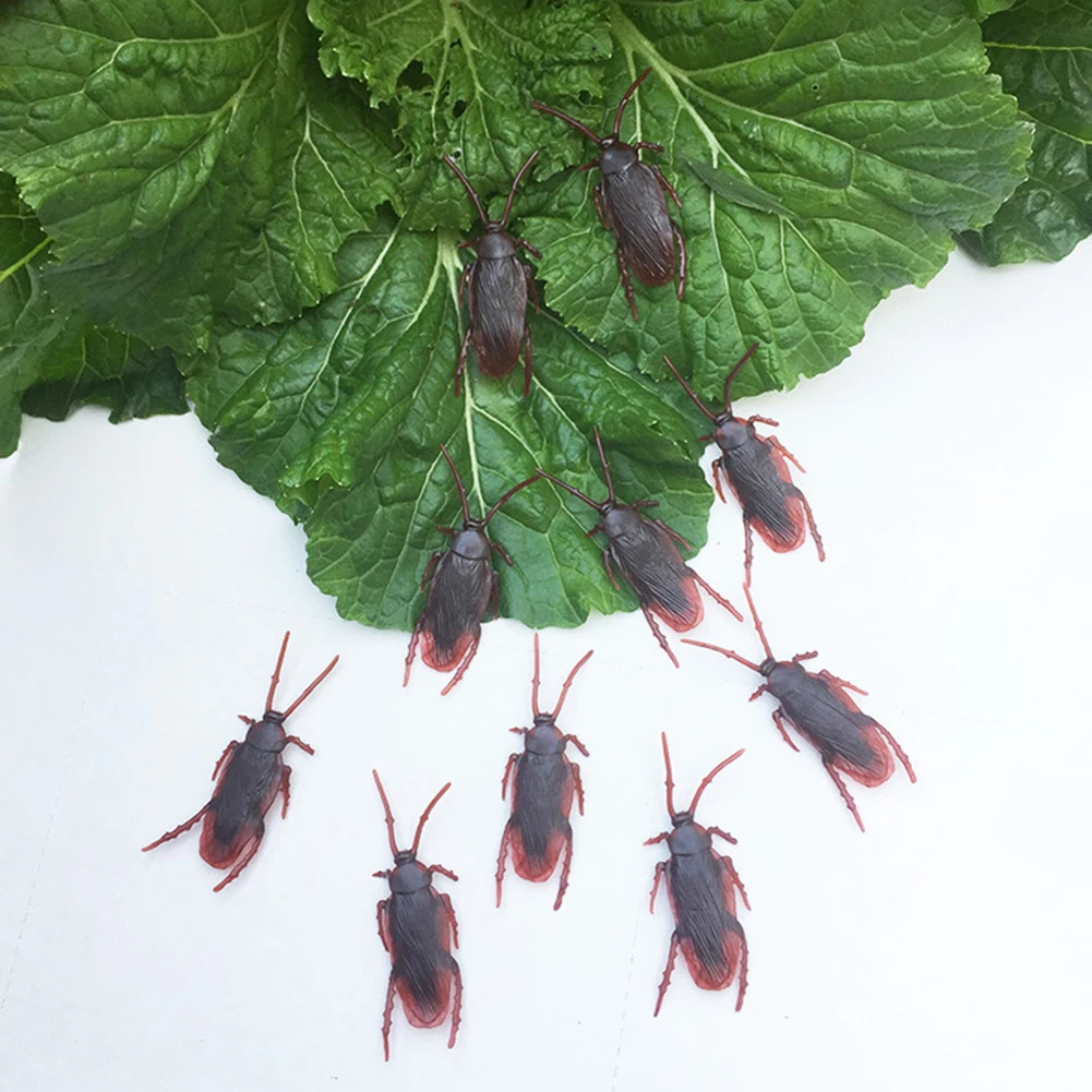 6PCS Halloween gadget Plastic Cockroaches Joke Decoration Props Rubber Toy Gags Practical Jokes Toys Plastic Bugs Cockroach