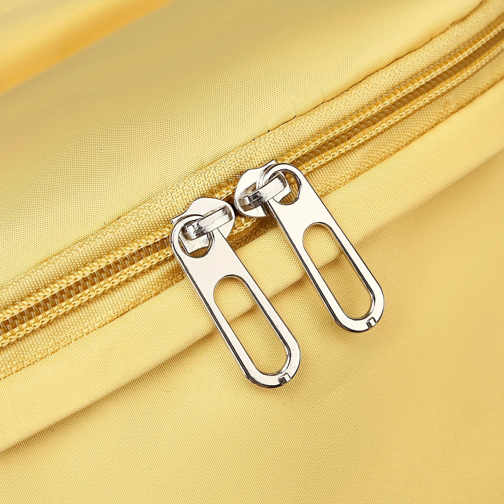 حقيبة ظهر كاجوال ذات سعة كبيرة، حقيبة سفر عصرية بلون معكرون، نمط جامعي بسيط